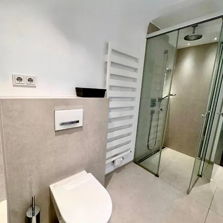 Gesamte Stylishe In Bogenhausen