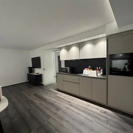 Gesamte Stylishe In Bogenhausen