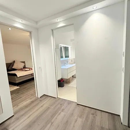 Gesamte Stylishe In Bogenhausen 아파트 *